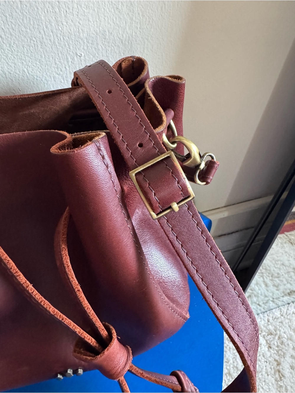 Portland Leather ‘Nest’ Bucket Bag - Picture 5 of 9